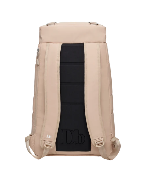 DB BOARD BAGS HUGGER BACKPACK 30L DESER KHAKI (EX) - Image 4