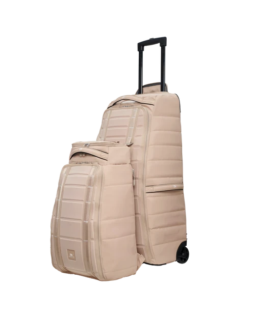 DB BOARD BAGS HUGGER BACKPACK 30L DESER KHAKI (EX) - Image 5