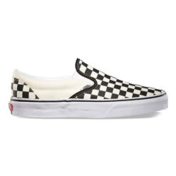 VANS CLASSIC SLIP-ON SHOE (VN000EYEBWW)