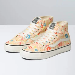 VANS GROOVY FLORAL SK8-HI 38 DECON VR3 SF SHOE (VN0A4BX64481)