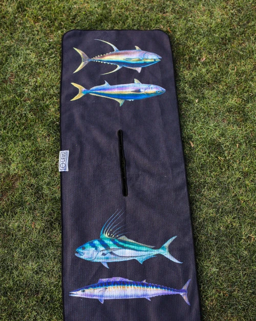 LEUS AMADEO BACHAR FISH STACK GOLF ECO TOWEL - Image 6
